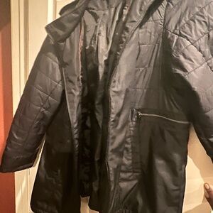 Avenue Black Ski Jacket with Insulated Quilted Design